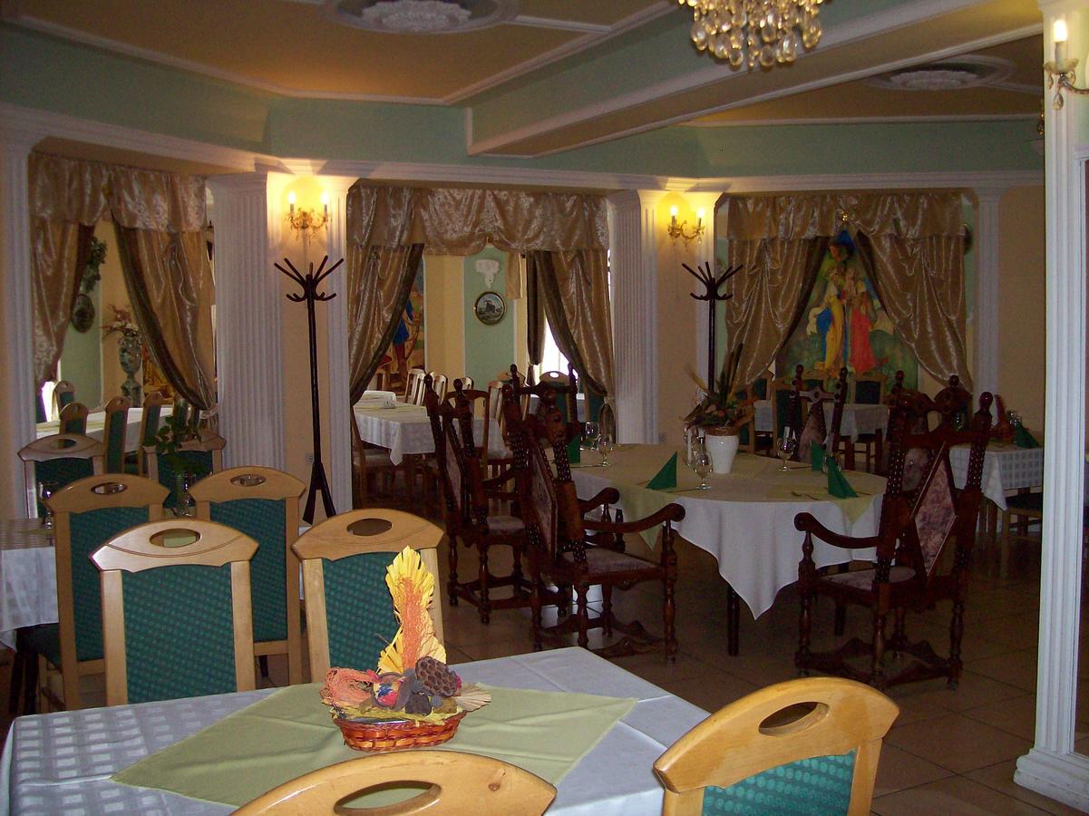 Holdfeny Hotel Forro 外观 照片